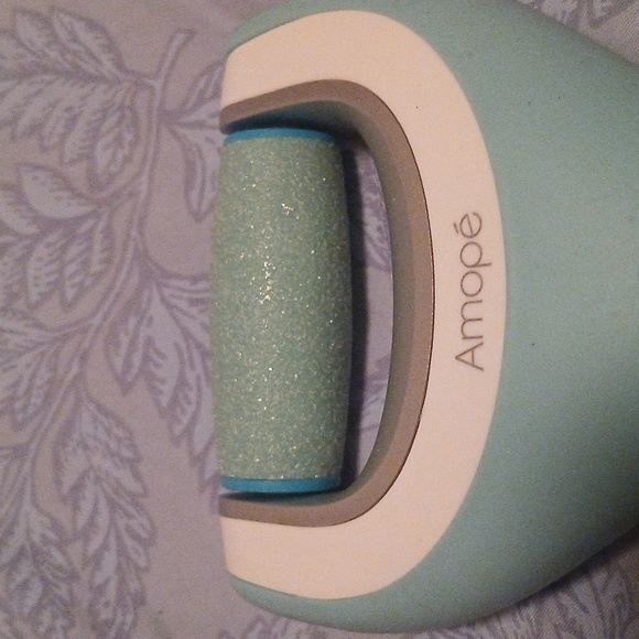 Amope Rechargeable Pedi Perfect Foot File - Picture 4 of 8